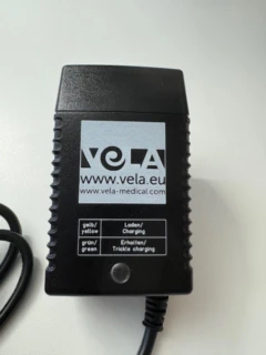Ladegerät für VELA Tango 100E+500E+700E (Buchse)